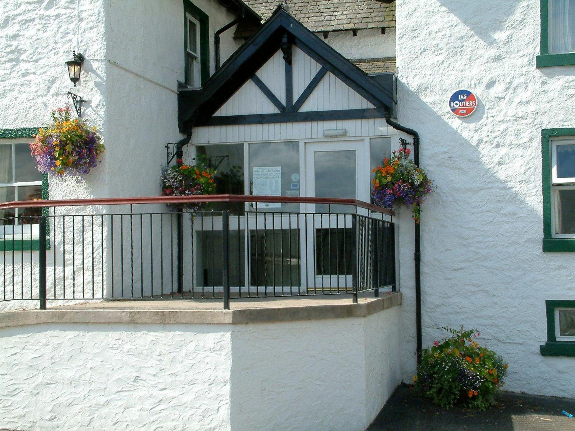 Bridge Of Cally Hotel 외부 사진
